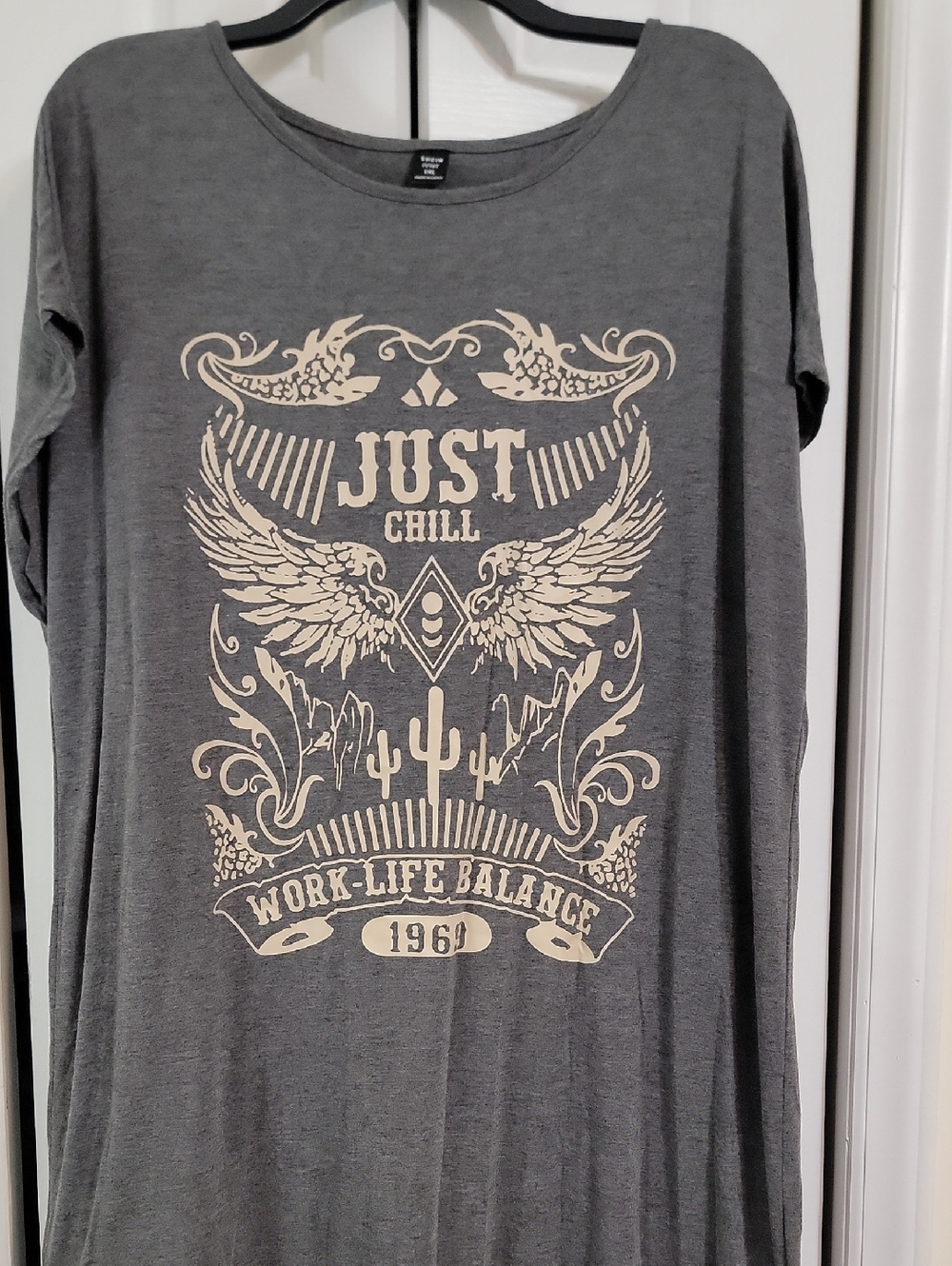 SHEIN Gray Long Sleeve Graphic Tee with Cream Print